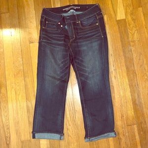 American Eagle Artist style crops size 10.
